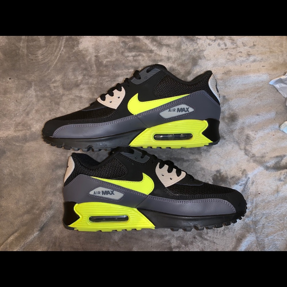 Nike Air Max 90